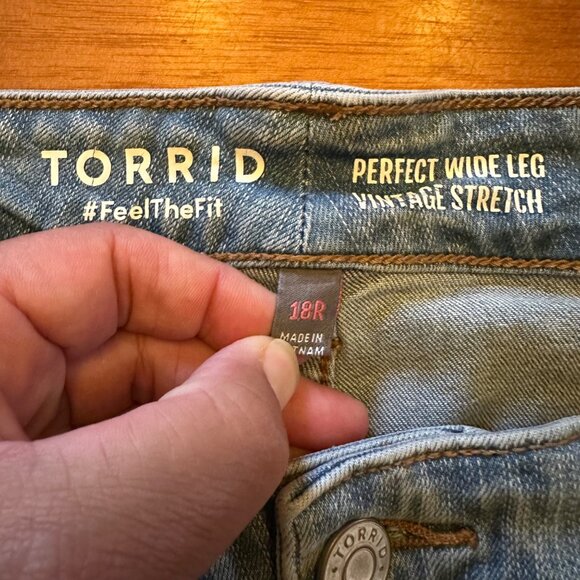 Torrid Womens Plus Size 18R Wide Leg Vintage Stretch Denim Jeans - Picture 3 of 7